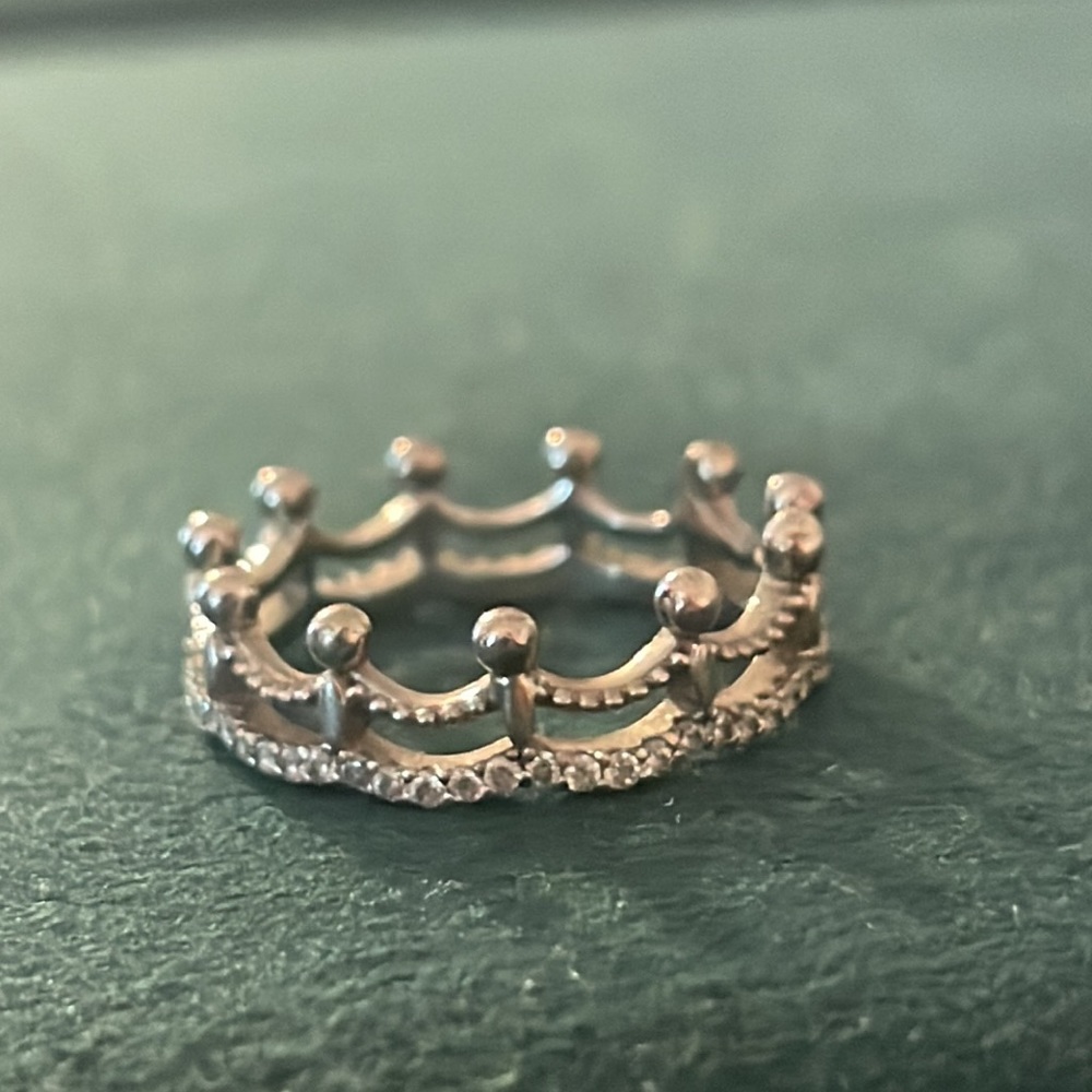 Crown Ring - Picture 4 of 6